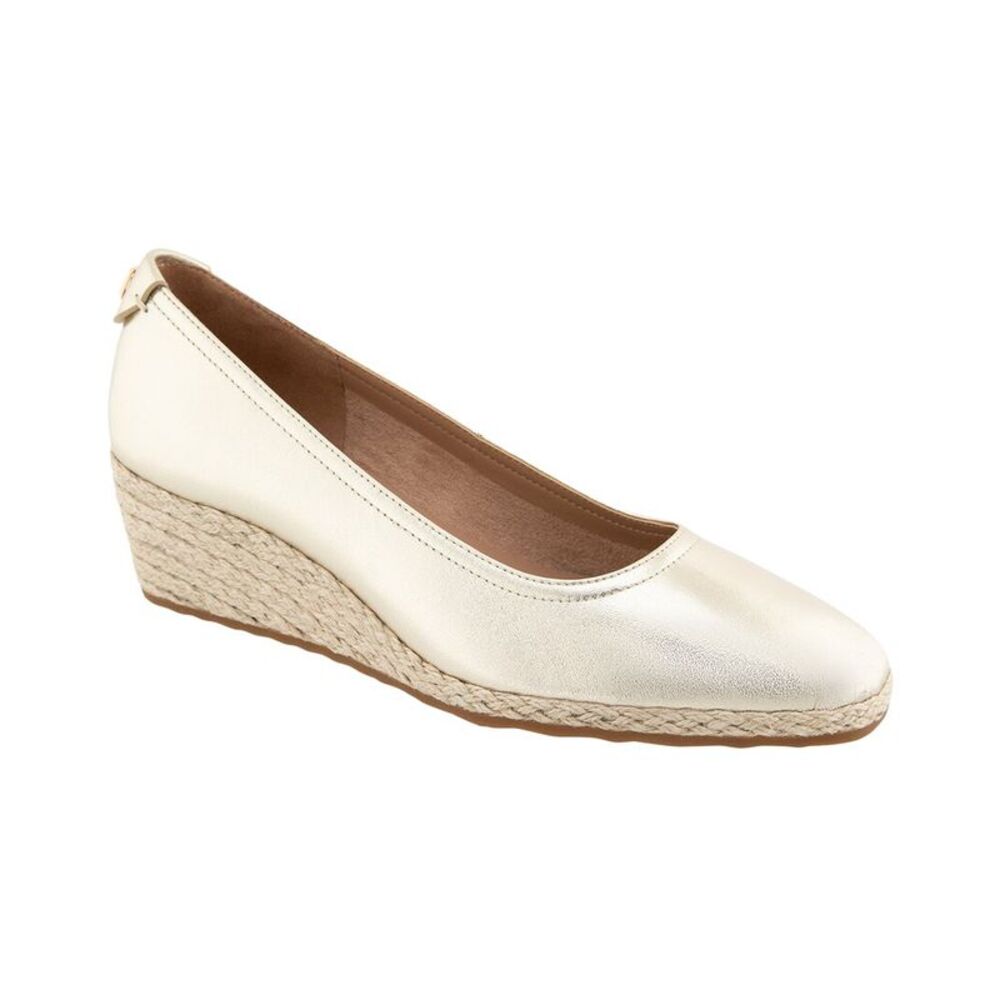 Aerosoles Roma Suede Wedge